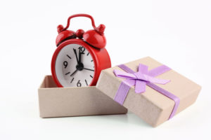 When-Holiday-Shopping-Consider-the-Gift-of-Time-Talent-or-Treasure